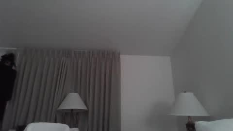 frosty121209 online show from February 15, 6:52 am