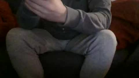 Frowxy online show from January 1, 9:41 pm