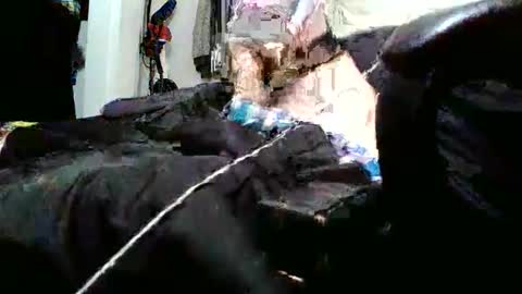 fuckmeallday1975 online show from June 3, 12:34 am