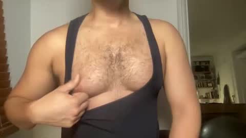 Snapshot of fuckyeahcoach chatting on October 25, 8:05 am Muscle Bear Jock in Training online show from October 25, 8:05 am