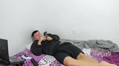 Snapshot of fuckynations chatting on December 24, 11:11 pm Fuckdirtymen online show from December 24, 11:11 pm