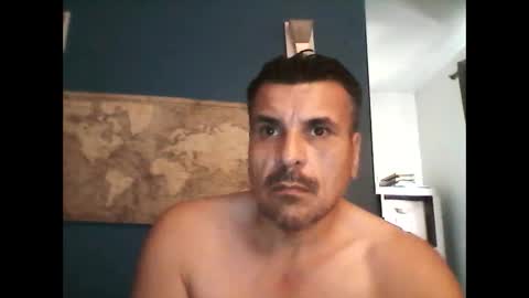 Snapshot of fuegolento22 chatting on October 6, 11:20 pm fuego1ento22 online show from October 6, 11:20 pm