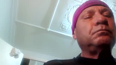 Snapshot of full4cefull chatting on January 19, 3:53 pm Pizzaz online show from January 19, 3:53 pm