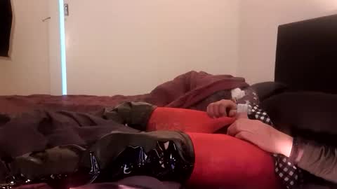 Snapshot of full4cefull chatting on September 22, 6:18 pm Pizzaz online show from September 22, 6:18 pm