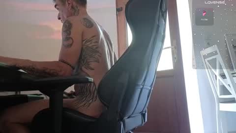 FullArtOfSex online show from September 10, 8:35 am