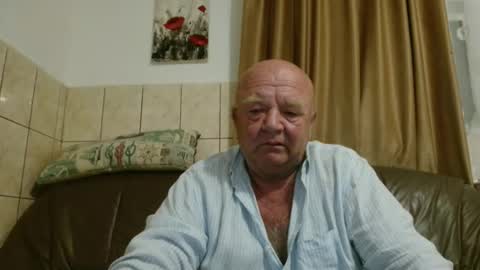 fullballs6 online show from September 16, 1:06 am