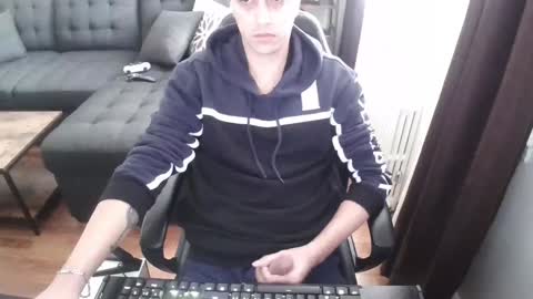 fullandready online show from December 2, 3:23 pm