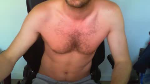 YWhiteNiceMan online show from June 25, 7:13 am