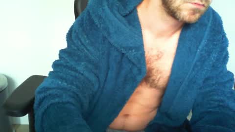 YWhiteNiceMan online show from June 2, 7:53 am