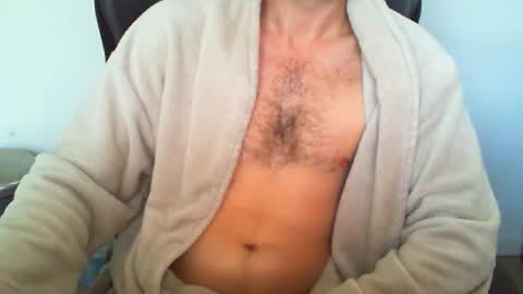 YWhiteNiceMan online show from September 26, 8:23 am