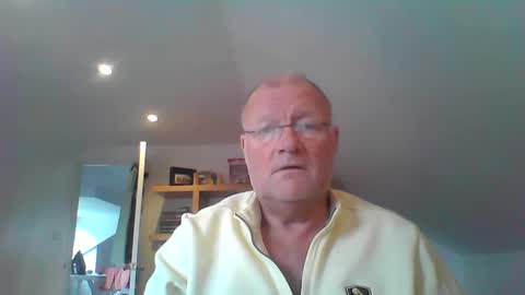 Snapshot of funtime88888 chatting on February 3, 11:42 am funtime88888 online show from February 3, 11:42 am