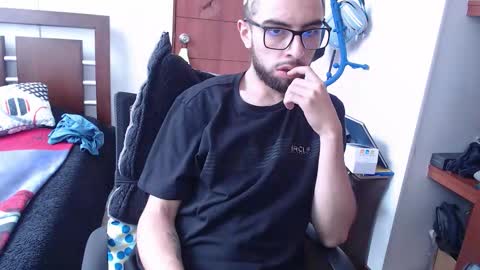 andrew online show from February 3, 6:35 pm