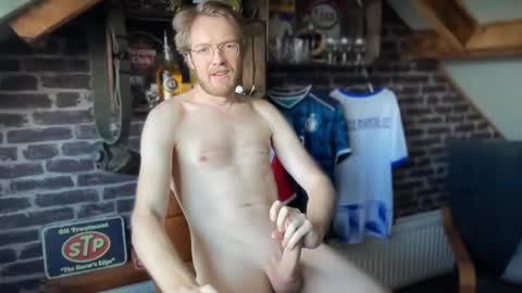 g00nst4r online show from January 10, 10:39 am