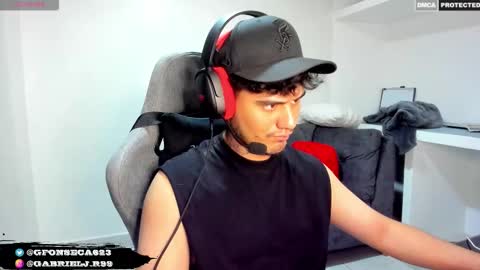 Snapshot of gabrieljr99 chatting on September 10, 5:39 am Gabe online show from September 10, 5:39 am