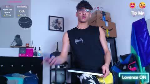 gael_jones online show from October 2, 2:48 am