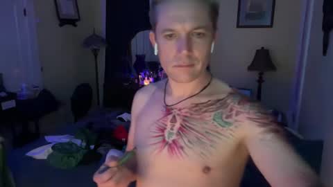 gallowsjackirl online show from March 10, 6:27 am