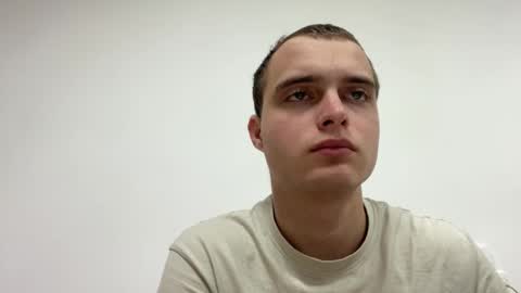 Max online show from January 13, 10:14 pm