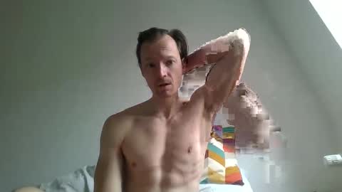 Garfield online show from February 8, 9:59 am