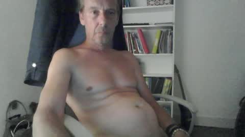 garou75 online show from July 13, 10:33 pm