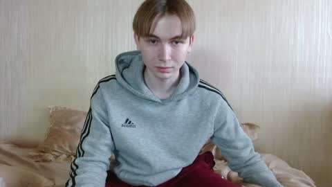 gary_snail33257 online show from November 5, 11:23 am