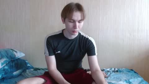 gary_snail33257 online show from January 15, 7:12 am