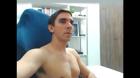 gatosarado23 online show from December 18, 1:56 am