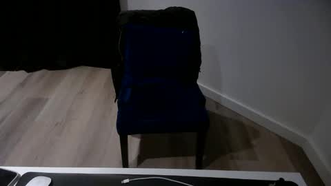 gaycut9093 online show from February 26, 10:11 pm