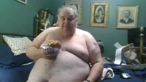 Snapshot of gaydaddy48 chatting on February 22, 12:38 am Kenny online show from February 22, 12:38 am