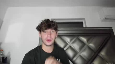 Trace online show from September 25, 4:33 am