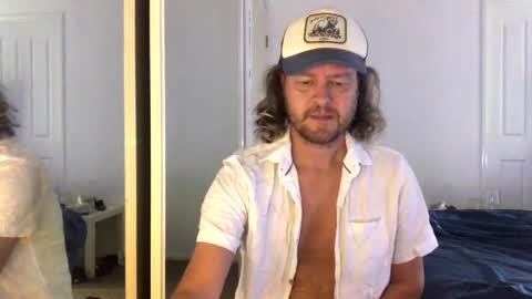 gcsurfer81 online show from March 22, 4:06 am