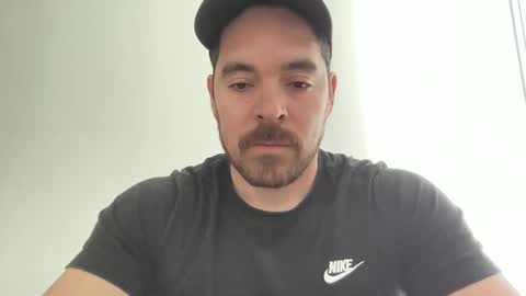 genesis_wb online show from February 1, 6:08 pm