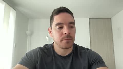 genesis_wb online show from December 7, 8:49 pm