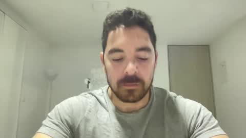 genesis_wb online show from January 31, 11:45 pm