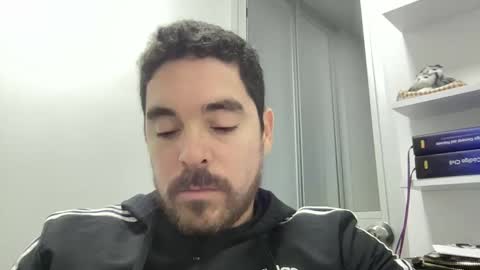 genesis_wb online show from January 4, 3:29 am