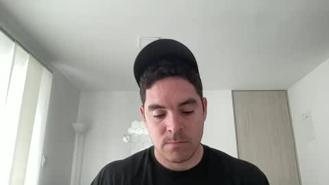 genesis_wb online show from February 25, 8:51 pm