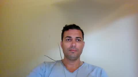 genteldevil online show from May 22, 11:32 pm