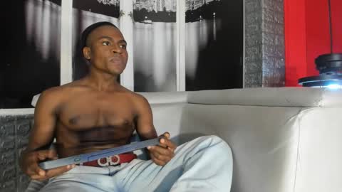 Snapshot of george_lancee chatting on October 15, 4:42 am G E O R G E online show from October 15, 4:42 am