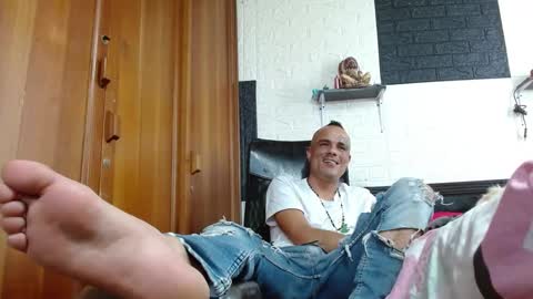 Snapshot of georgepervertscock chatting on October 13, 9:32 pm georgepervertscock online show from October 13, 9:32 pm