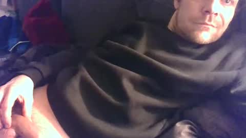 Snapshot of german33bi chatting on January 23, 12:14 am German33FFM1 online show from January 23, 12:14 am