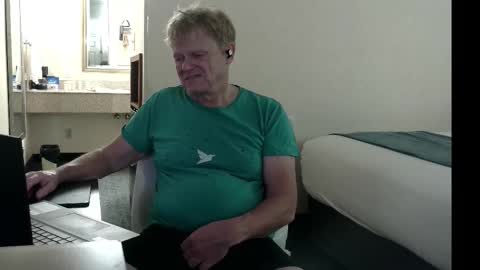 Gethyn online show from February 15, 1:56 am