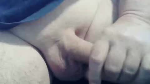 Snapshot of ghost1805 chatting on January 2, 10:01 pm ghost1805 online show from January 2, 10:01 pm