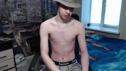 Snapshot of ghostfacefriends chatting on February 26, 3:53 am Fedya online show from February 26, 3:53 am