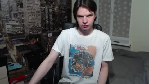 Snapshot of ghostfacefriends chatting on October 23, 6:33 pm Fedya online show from October 23, 6:33 pm