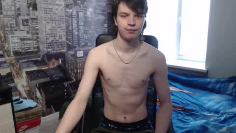 Snapshot of ghostfacefriends chatting on October 9, 4:39 am Fedya online show from October 9, 4:39 am