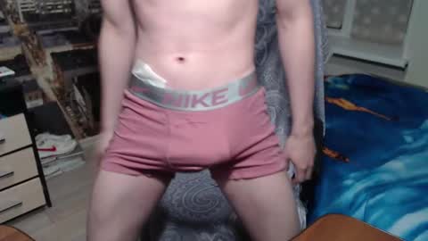 Snapshot of ghostfacefriends chatting on December 23, 2:45 am Fedya online show from December 23, 2:45 am