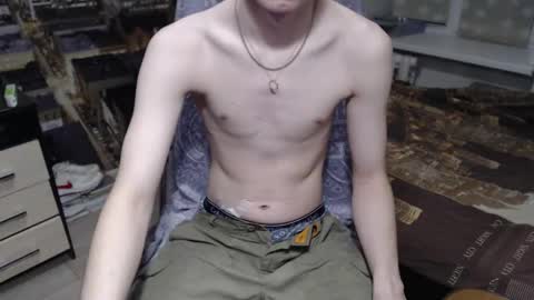 Snapshot of ghostfacefriends chatting on December 12, 5:37 pm Fedya online show from December 12, 5:37 pm