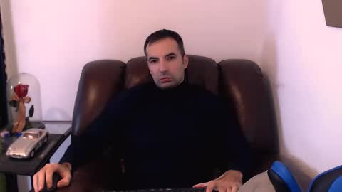 Gianni online show from December 16, 10:40 am