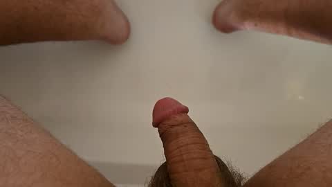 giant122 online show from February 25, 12:00 am