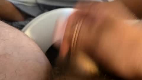 Snapshot of giant122 chatting on October 5, 2:04 am giant122 online show from October 5, 2:04 am