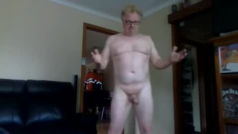 gimmmieoooo online show from March 28, 10:10 pm